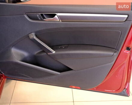 Красный Фольксваген Пассат, объемом двигателя 1.8 л и пробегом 190 тыс. км за 14900 $, фото 40 на Automoto.ua