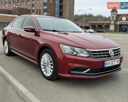 Красный Фольксваген Пассат, объемом двигателя 1.8 л и пробегом 132 тыс. км за 13600 $, фото 5 на Automoto.ua