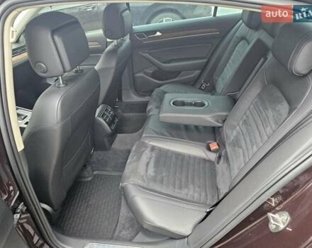 Красный Фольксваген Пассат, объемом двигателя 1.8 л и пробегом 168 тыс. км за 17890 $, фото 23 на Automoto.ua