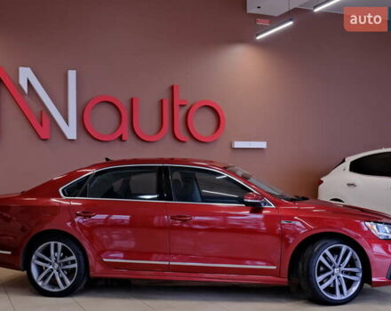 Красный Фольксваген Пассат, объемом двигателя 1.8 л и пробегом 190 тыс. км за 14900 $, фото 7 на Automoto.ua