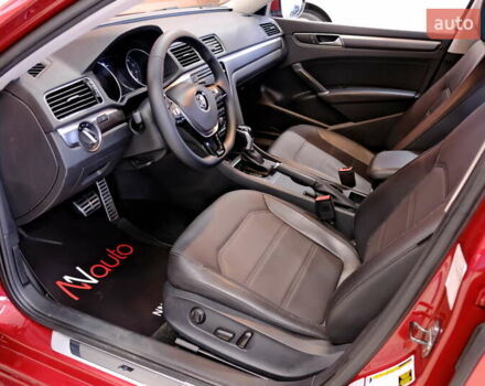 Красный Фольксваген Пассат, объемом двигателя 1.8 л и пробегом 190 тыс. км за 14900 $, фото 28 на Automoto.ua