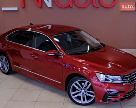 Красный Фольксваген Пассат, объемом двигателя 1.8 л и пробегом 190 тыс. км за 14900 $, фото 5 на Automoto.ua