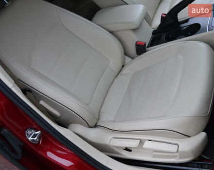 Красный Фольксваген Пассат, объемом двигателя 2 л и пробегом 144 тыс. км за 12999 $, фото 33 на Automoto.ua