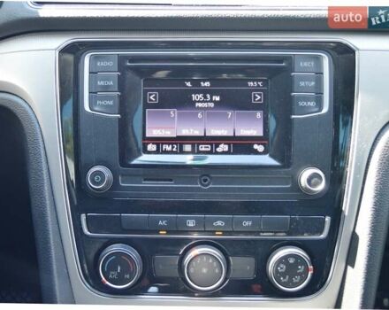 Красный Фольксваген Пассат, объемом двигателя 2 л и пробегом 170 тыс. км за 12900 $, фото 37 на Automoto.ua