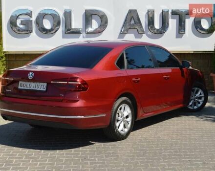 Красный Фольксваген Пассат, объемом двигателя 2 л и пробегом 170 тыс. км за 12900 $, фото 16 на Automoto.ua