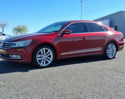 Красный Фольксваген Пассат, объемом двигателя 2 л и пробегом 48 тыс. км за 12100 $, фото 1 на Automoto.ua