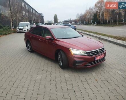 Червоний Фольксваген Пассат, об'ємом двигуна 2 л та пробігом 140 тис. км за 12950 $, фото 5 на Automoto.ua