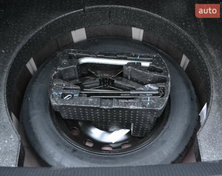 Красный Фольксваген Пассат, объемом двигателя 2 л и пробегом 144 тыс. км за 12999 $, фото 54 на Automoto.ua