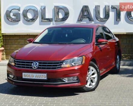 Красный Фольксваген Пассат, объемом двигателя 2 л и пробегом 170 тыс. км за 12900 $, фото 5 на Automoto.ua