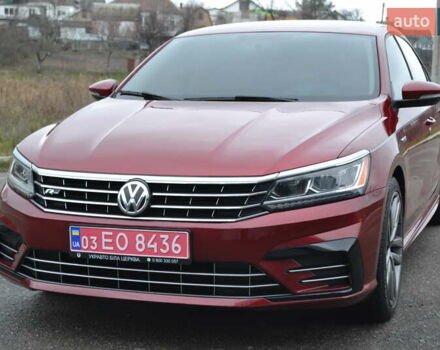 Красный Фольксваген Пассат, объемом двигателя 2 л и пробегом 144 тыс. км за 12999 $, фото 8 на Automoto.ua