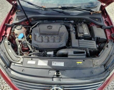 Красный Фольксваген Пассат, объемом двигателя 2 л и пробегом 125 тыс. км за 2000 $, фото 10 на Automoto.ua