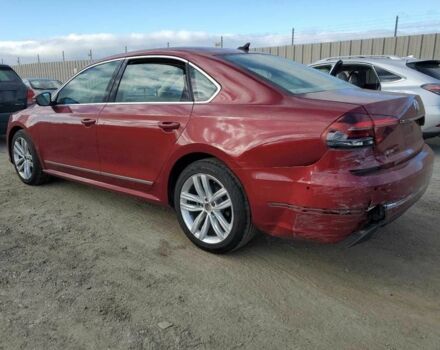 Красный Фольксваген Пассат, объемом двигателя 2 л и пробегом 92 тыс. км за 2100 $, фото 1 на Automoto.ua