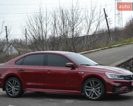 Красный Фольксваген Пассат, объемом двигателя 2 л и пробегом 144 тыс. км за 12999 $, фото 11 на Automoto.ua