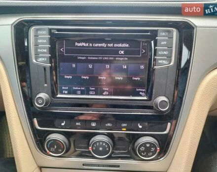 Красный Фольксваген Пассат, объемом двигателя 1.98 л и пробегом 84 тыс. км за 11850 $, фото 18 на Automoto.ua