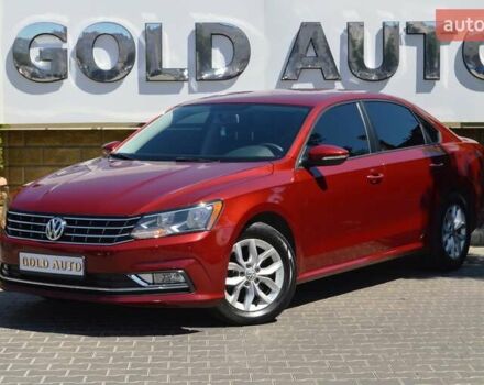 Красный Фольксваген Пассат, объемом двигателя 2 л и пробегом 170 тыс. км за 12900 $, фото 7 на Automoto.ua