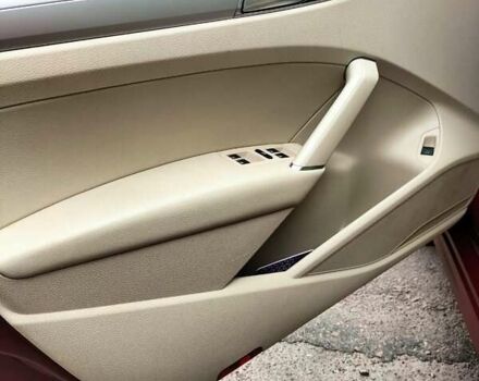 Красный Фольксваген Пассат, объемом двигателя 1.98 л и пробегом 84 тыс. км за 11850 $, фото 15 на Automoto.ua