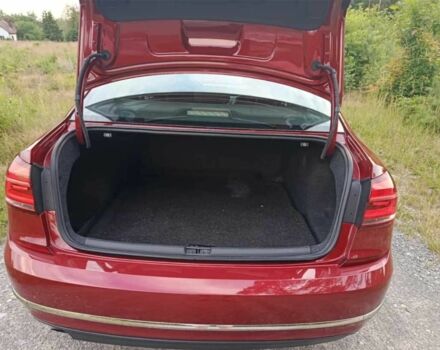 Красный Фольксваген Пассат, объемом двигателя 2 л и пробегом 56 тыс. км за 10250 $, фото 6 на Automoto.ua