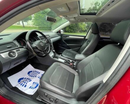 Красный Фольксваген Пассат, объемом двигателя 2 л и пробегом 33 тыс. км за 8700 $, фото 9 на Automoto.ua