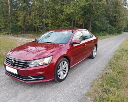 Красный Фольксваген Пассат, объемом двигателя 2 л и пробегом 56 тыс. км за 10250 $, фото 2 на Automoto.ua