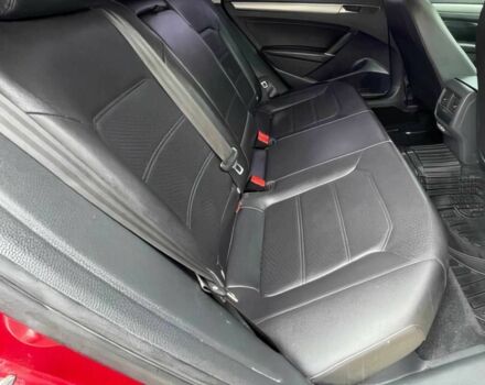 Красный Фольксваген Пассат, объемом двигателя 2 л и пробегом 33 тыс. км за 8700 $, фото 10 на Automoto.ua