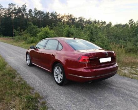 Красный Фольксваген Пассат, объемом двигателя 2 л и пробегом 56 тыс. км за 10250 $, фото 3 на Automoto.ua