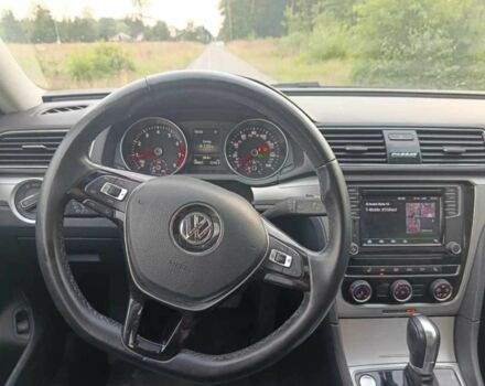 Красный Фольксваген Пассат, объемом двигателя 2 л и пробегом 56 тыс. км за 10250 $, фото 11 на Automoto.ua