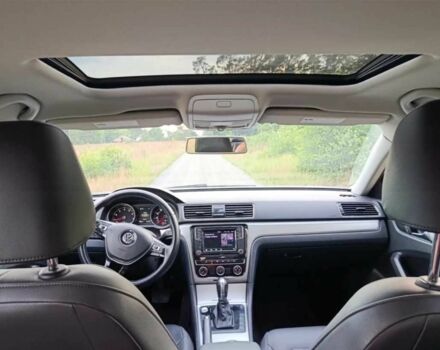 Красный Фольксваген Пассат, объемом двигателя 2 л и пробегом 56 тыс. км за 10250 $, фото 10 на Automoto.ua