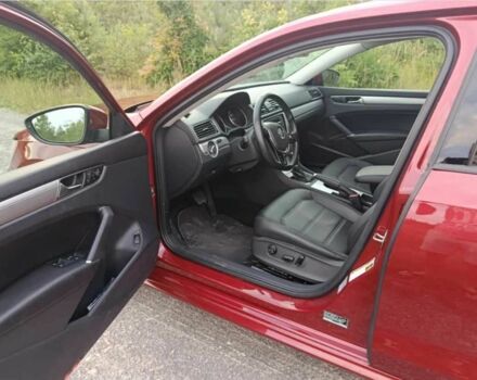 Красный Фольксваген Пассат, объемом двигателя 2 л и пробегом 56 тыс. км за 10250 $, фото 8 на Automoto.ua