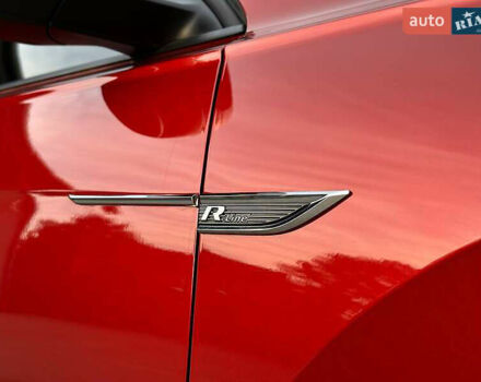 Красный Фольксваген Пассат, объемом двигателя 1.98 л и пробегом 95 тыс. км за 19900 $, фото 9 на Automoto.ua