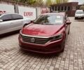 Красный Фольксваген Пассат, объемом двигателя 2 л и пробегом 150 тыс. км за 13000 $, фото 1 на Automoto.ua