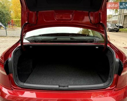 Фольксваген Пассат 2021 у Ромнах на Automoto.ua Червоний Фольксваген Пассат, об'ємом двигуна 1.98 л та пробігом 43 тис. км за 21600 $, фото 28 на Automoto.ua
