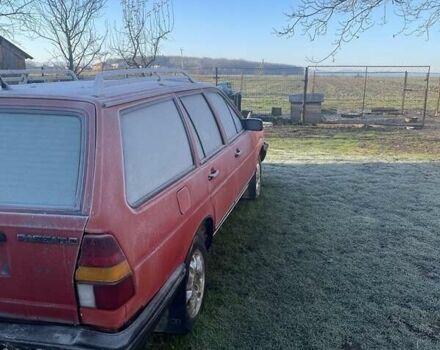 Красный Фольксваген Пассат, объемом двигателя 1.6 л и пробегом 300 тыс. км за 1000 $, фото 5 на Automoto.ua