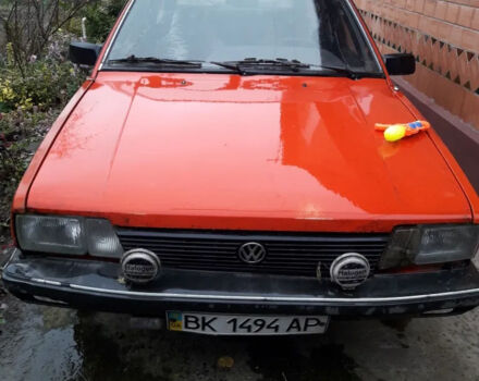 Красный Фольксваген Пассат, объемом двигателя 1.6 л и пробегом 127 тыс. км за 1400 $, фото 2 на Automoto.ua