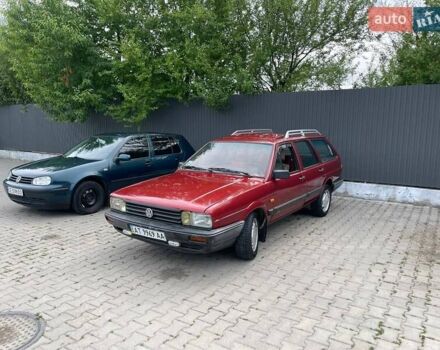 Красный Фольксваген Пассат, объемом двигателя 1.6 л и пробегом 454 тыс. км за 3199 $, фото 6 на Automoto.ua