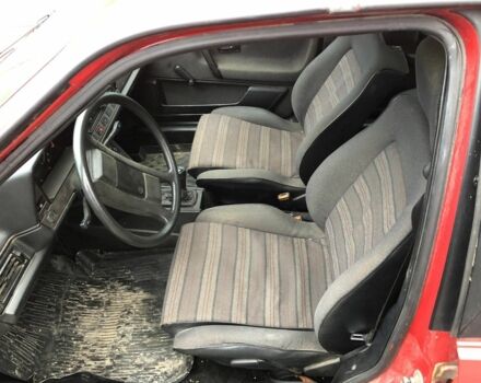 Червоний Фольксваген Пассат, об'ємом двигуна 1.8 л та пробігом 190 тис. км за 1600 $, фото 6 на Automoto.ua