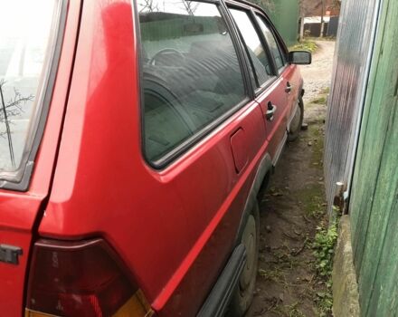 Червоний Фольксваген Пассат, об'ємом двигуна 1.8 л та пробігом 190 тис. км за 1600 $, фото 4 на Automoto.ua