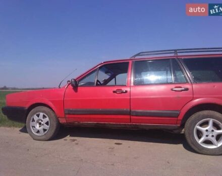 Красный Фольксваген Пассат, объемом двигателя 1.6 л и пробегом 400 тыс. км за 458 $, фото 9 на Automoto.ua