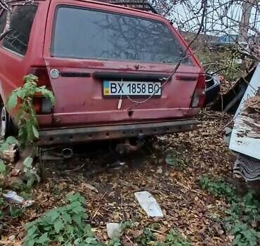 Красный Фольксваген Пассат, объемом двигателя 1.8 л и пробегом 100 тыс. км за 600 $, фото 3 на Automoto.ua