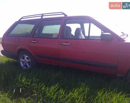 Красный Фольксваген Пассат, объемом двигателя 1.6 л и пробегом 400 тыс. км за 458 $, фото 4 на Automoto.ua