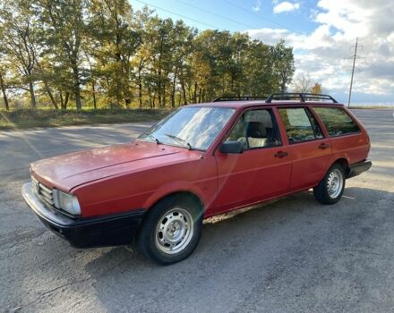 Красный Фольксваген Пассат, объемом двигателя 1.6 л и пробегом 3 тыс. км за 650 $, фото 3 на Automoto.ua