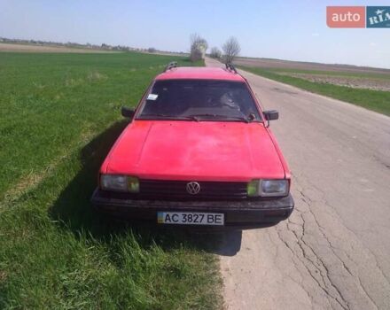 Красный Фольксваген Пассат, объемом двигателя 1.6 л и пробегом 400 тыс. км за 458 $, фото 11 на Automoto.ua