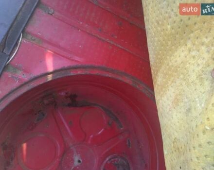 Красный Фольксваген Пассат, объемом двигателя 1.6 л и пробегом 400 тыс. км за 458 $, фото 12 на Automoto.ua