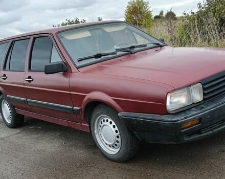 Червоний Фольксваген Пассат, об'ємом двигуна 1.6 л та пробігом 354 тис. км за 1499 $, фото 8 на Automoto.ua