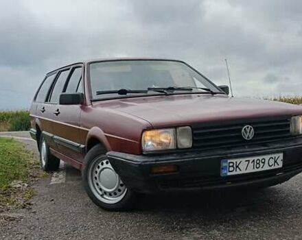 Красный Фольксваген Пассат, объемом двигателя 1.6 л и пробегом 345 тыс. км за 1499 $, фото 7 на Automoto.ua