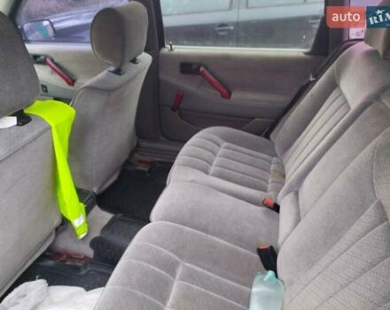 Красный Фольксваген Пассат, объемом двигателя 2 л и пробегом 440 тыс. км за 1900 $, фото 5 на Automoto.ua