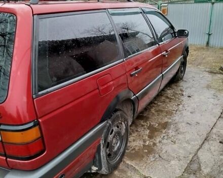 Красный Фольксваген Пассат, объемом двигателя 2 л и пробегом 440 тыс. км за 1900 $, фото 10 на Automoto.ua