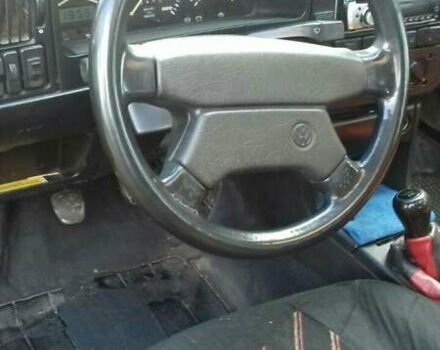 Красный Фольксваген Пассат, объемом двигателя 1.8 л и пробегом 480 тыс. км за 2400 $, фото 5 на Automoto.ua