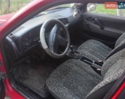 Красный Фольксваген Пассат, объемом двигателя 1.6 л и пробегом 258 тыс. км за 1150 $, фото 7 на Automoto.ua