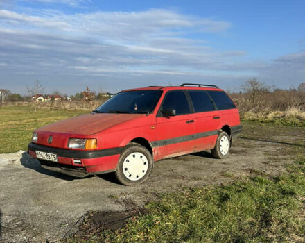 Красный Фольксваген Пассат, объемом двигателя 1.8 л и пробегом 430 тыс. км за 900 $, фото 6 на Automoto.ua