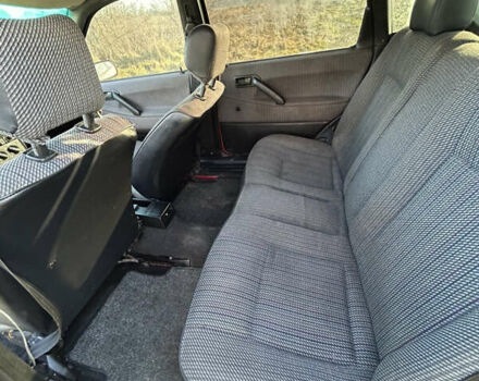 Красный Фольксваген Пассат, объемом двигателя 1.8 л и пробегом 430 тыс. км за 900 $, фото 9 на Automoto.ua